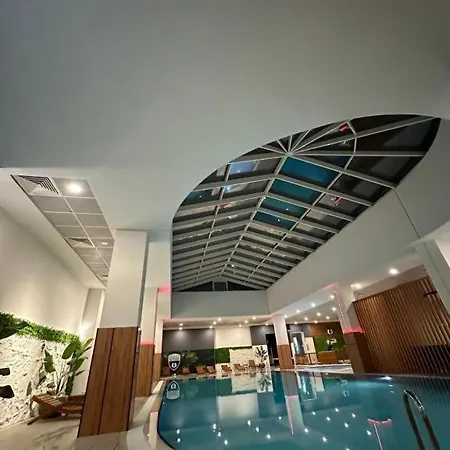 Sky Luxury Modern Reception 24 A Day And Fitness Pool * Skopje